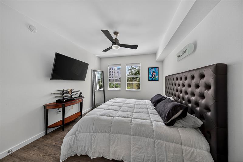 Image 20 of 42 For 533 3rd Ave  516