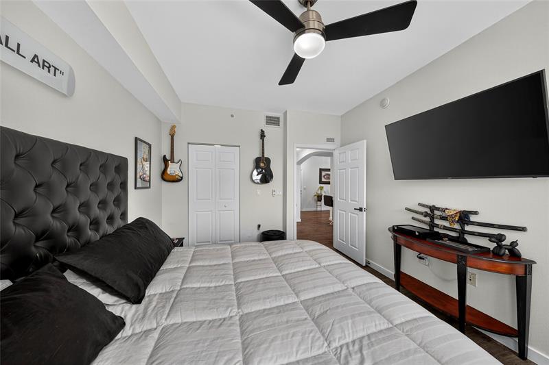 Image 22 of 42 For 533 3rd Ave  516