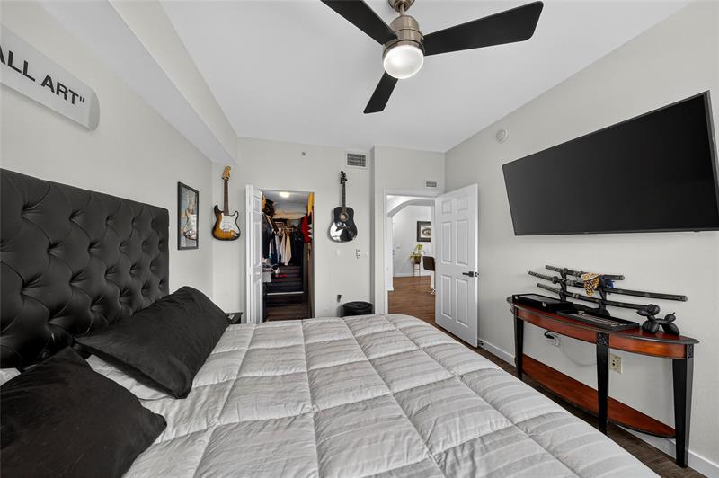 Image 23 of 42 For 533 3rd Ave  516