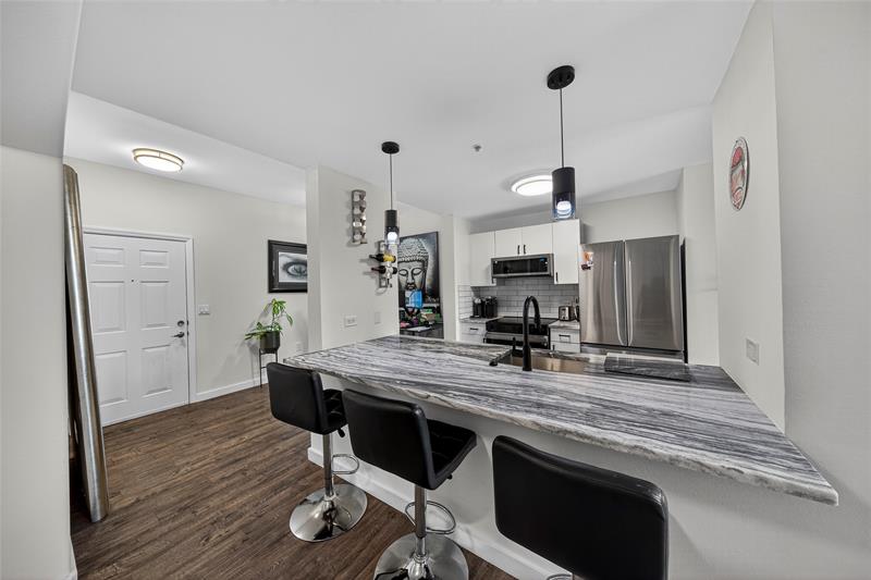 Image 6 of 42 For 533 3rd Ave  516