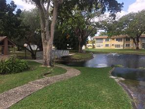 Image 6 of 34 For 5140 40th Ave  23c