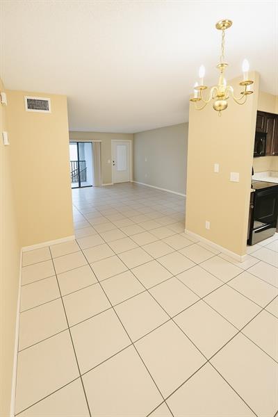 Image 10 of 19 For 11340 Royal Palm Blvd  11340