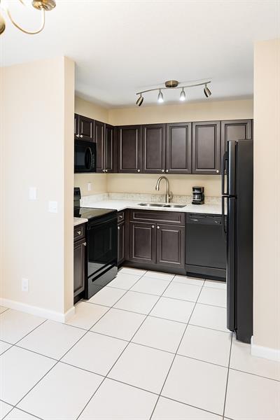 Image 16 of 19 For 11340 Royal Palm Blvd  11340
