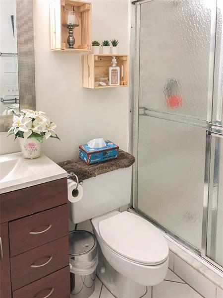 Image 20 of 47 For 5614 Hammock Ln  113