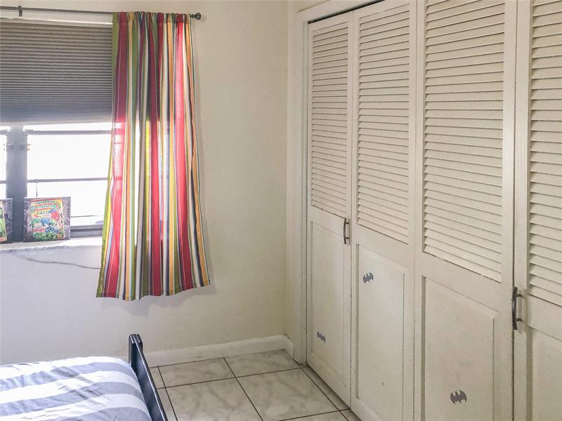 Image 24 of 47 For 5614 Hammock Ln  113