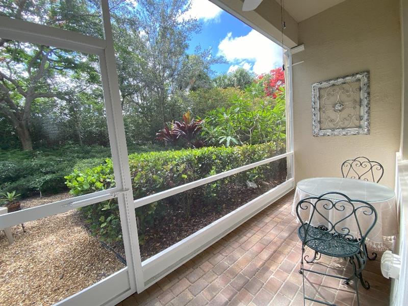 Image 17 of 43 For 4115 Darlington St