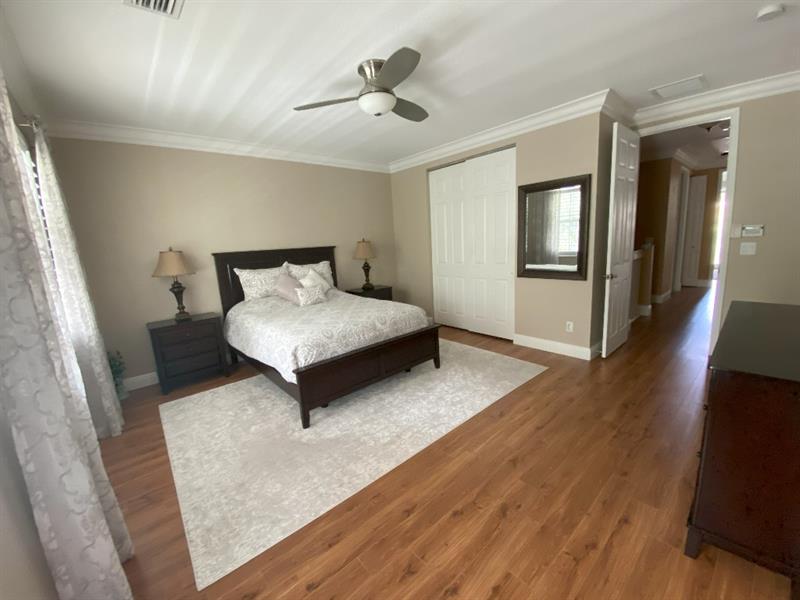 Image 23 of 43 For 4115 Darlington St