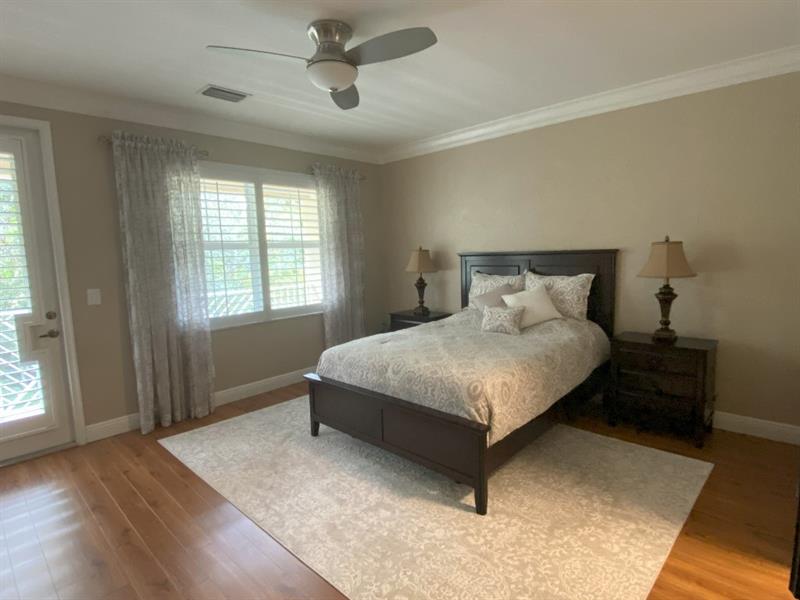 Image 24 of 43 For 4115 Darlington St