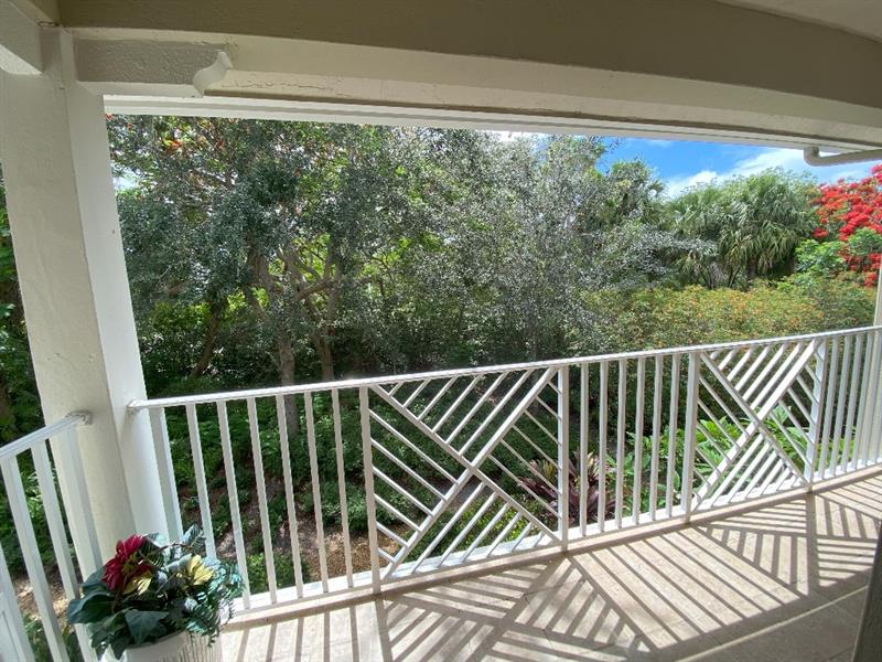 Image 30 of 43 For 4115 Darlington St