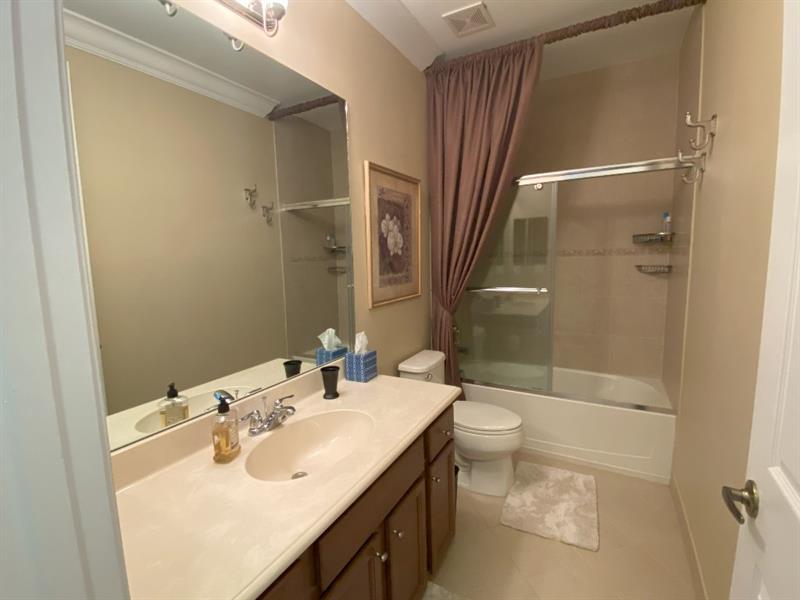 Image 38 of 43 For 4115 Darlington St