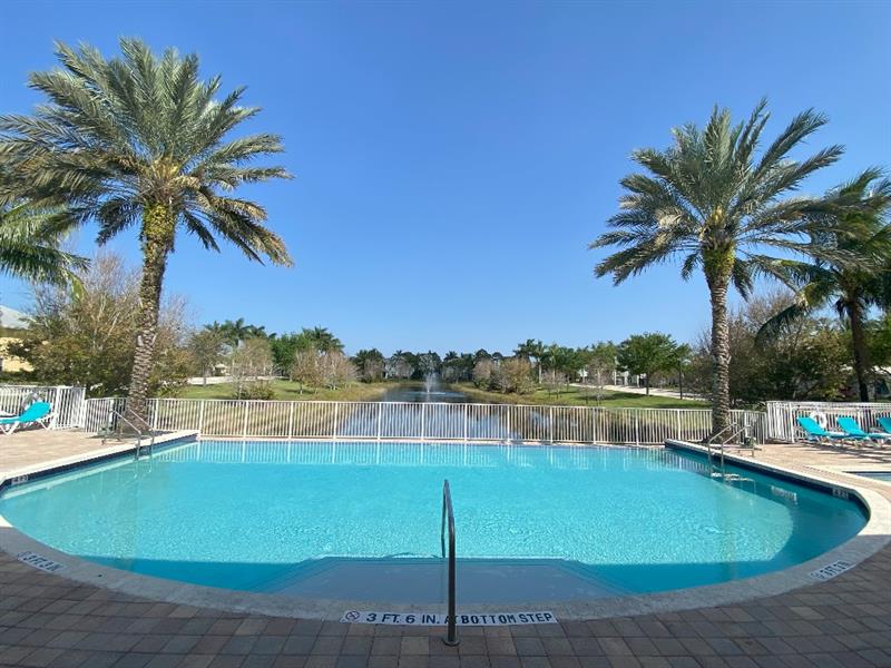 Image 41 of 43 For 4115 Darlington St