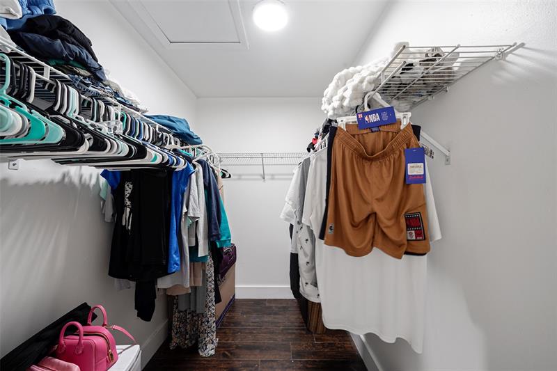 Image 27 of 58 For 2687 Oak Park Cir