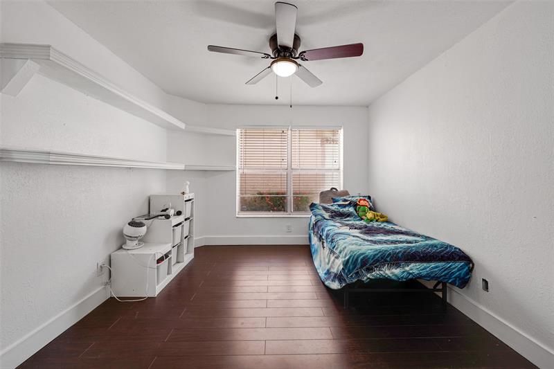 Image 29 of 58 For 2687 Oak Park Cir