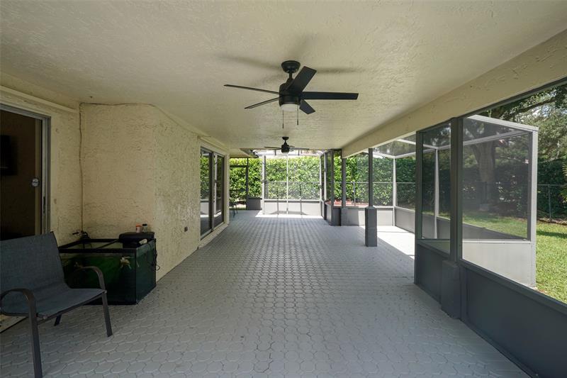 Image 34 of 58 For 2687 Oak Park Cir