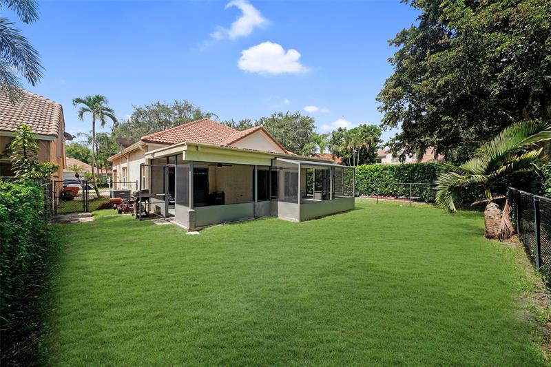Image 39 of 58 For 2687 Oak Park Cir