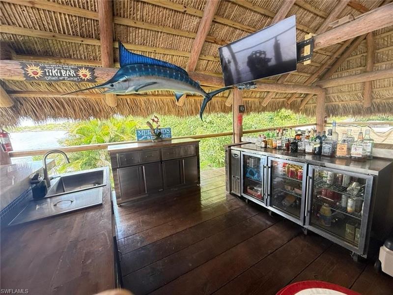 Image 29 of 32 For 4835 Riverside Dr