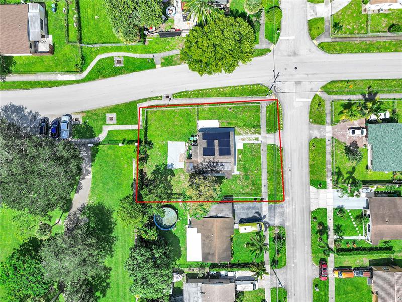 Image 35 of 39 For 891 34th Ter