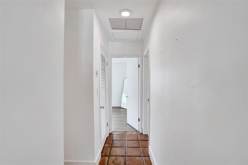 Image 29 of 52 For 2136 3rd Way