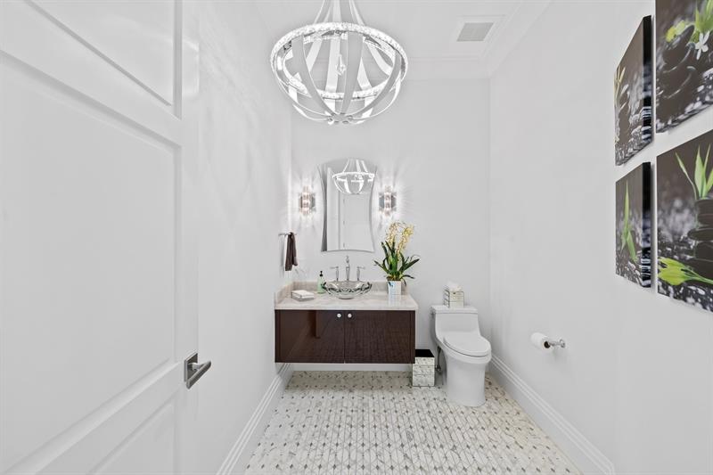 Image 32 of 44 For 150 Kings Rd