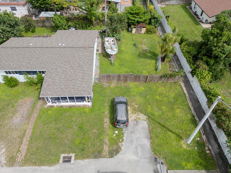 Image 24 of 27 For 2011 97th Ter