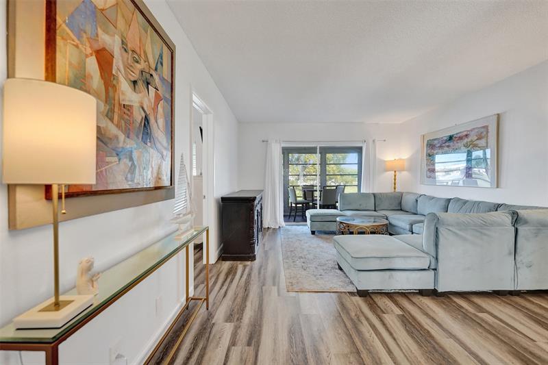 Image 27 of 68 For 2751 Golf Blvd  2019