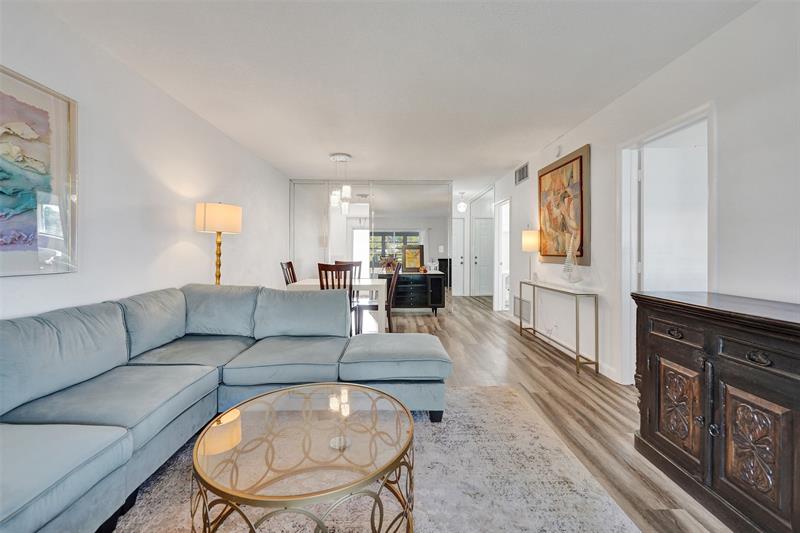 Image 30 of 68 For 2751 Golf Blvd  2019