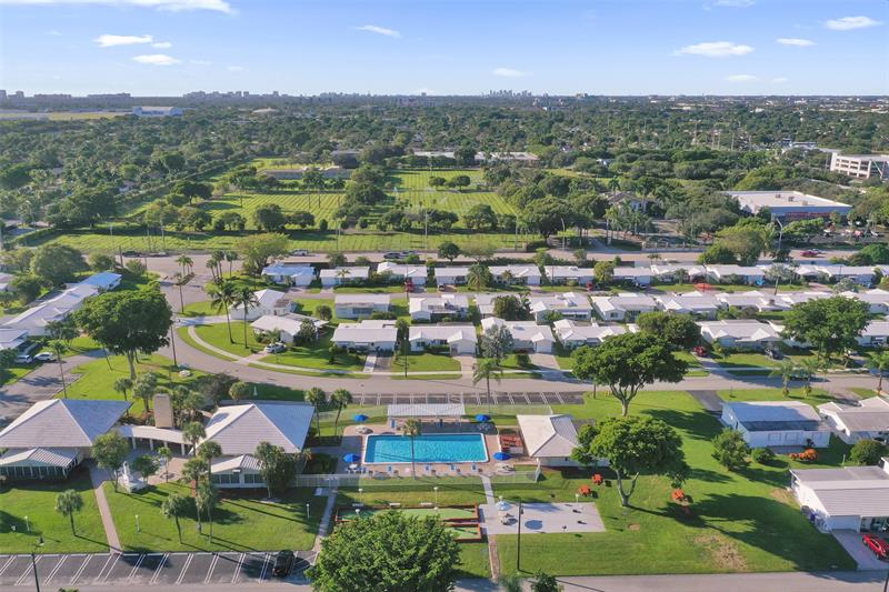 Image 58 of 68 For 2751 Golf Blvd  2019