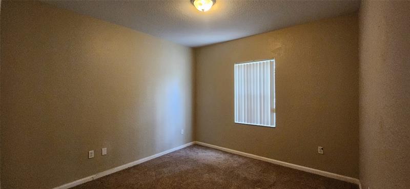 Image 7 of 38 For 7478 17th Dr