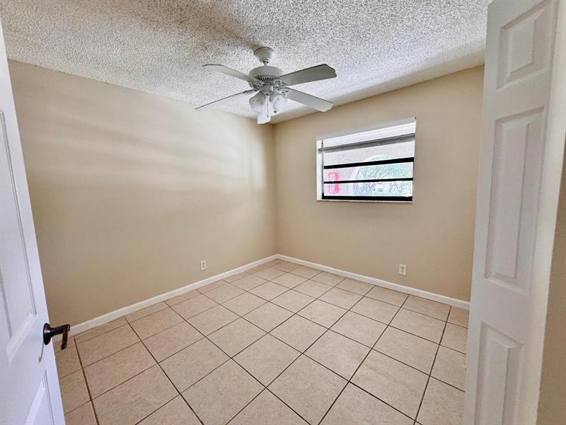 Image 20 of 23 For 11211 Royal Palm Blvd  11211