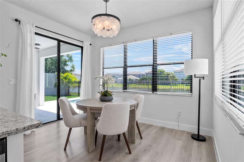 Image 10 of 59 For 7151 Villamar Way