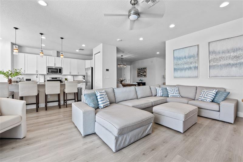 Image 13 of 59 For 7151 Villamar Way