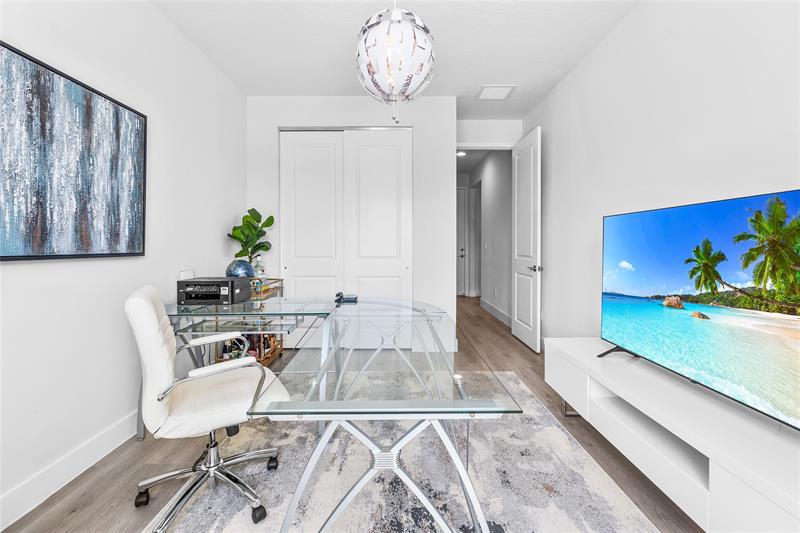 Image 17 of 59 For 7151 Villamar Way