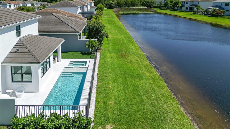 Image 42 of 59 For 7151 Villamar Way