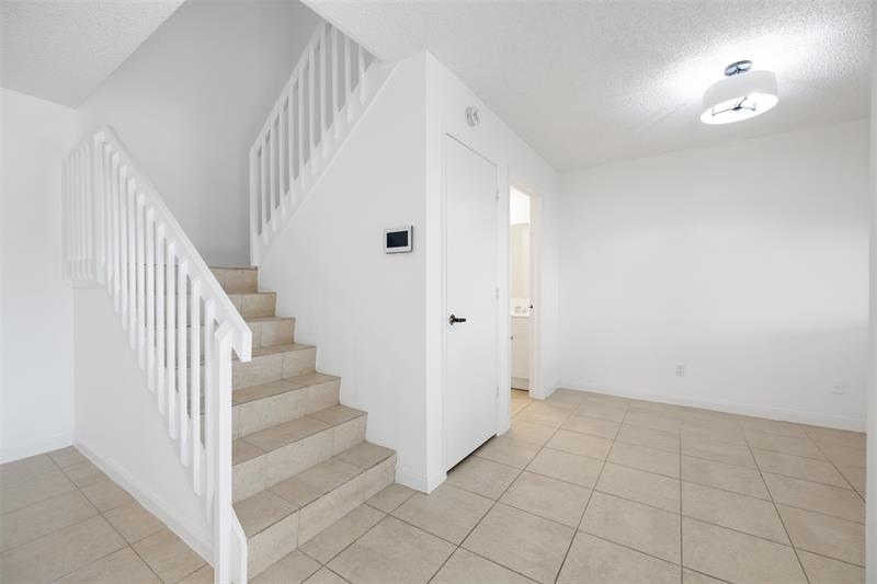 Image 10 of 38 For 5203 Wheatley Ct