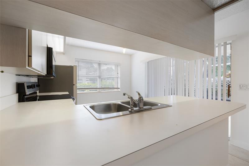 Image 17 of 38 For 5203 Wheatley Ct