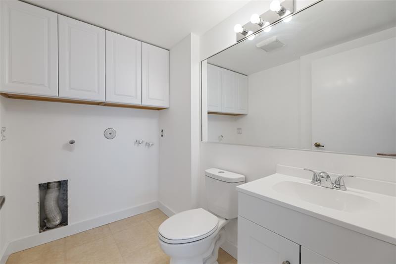 Image 19 of 38 For 5203 Wheatley Ct