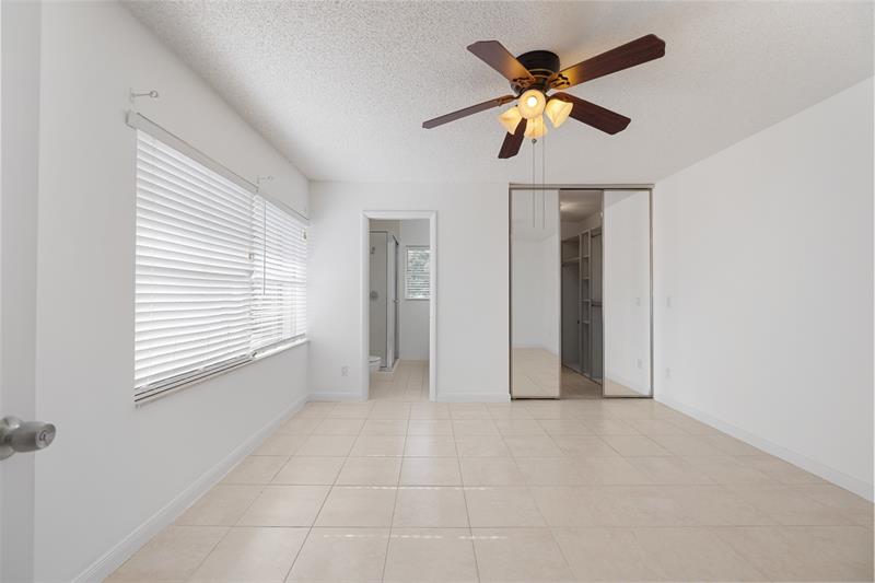 Image 27 of 38 For 5203 Wheatley Ct