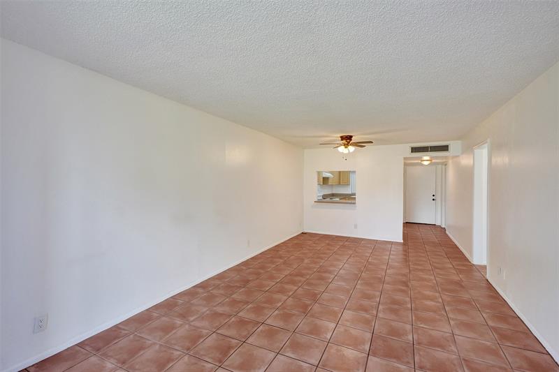 Image 11 of 25 For 9481 Evergreen Pl  103