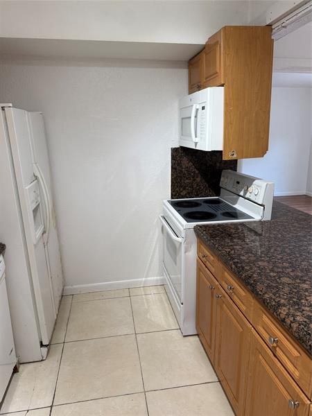 Image 6 of 16 For 264 Sunshine Dr