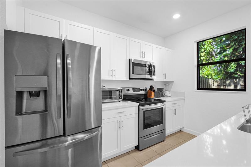 Image 28 of 65 For 1901 5th Ct  