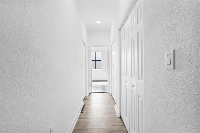 Image 34 of 65 For 1901 5th Ct  