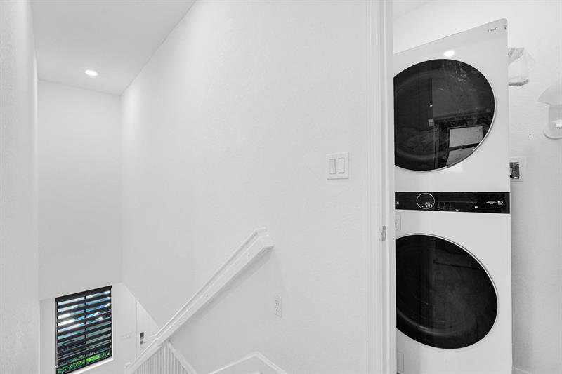 Image 51 of 65 For 1901 5th Ct  