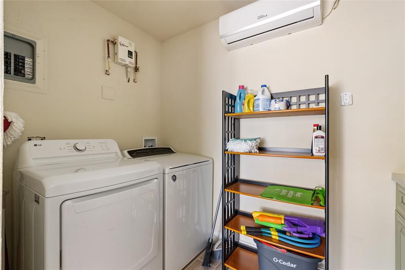 Image 10 of 19 For 20 17th Ave  