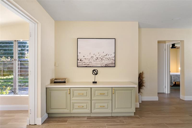 Image 13 of 19 For 20 17th Ave  