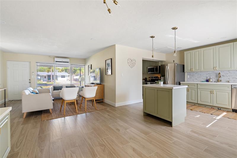 Image 18 of 19 For 20 17th Ave  