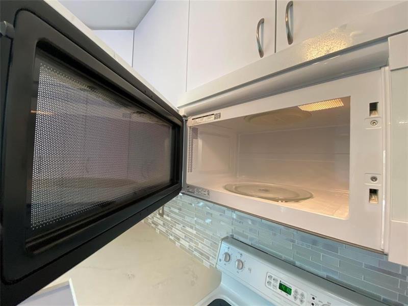 Image 30 of 32 For 718 5th Ave  