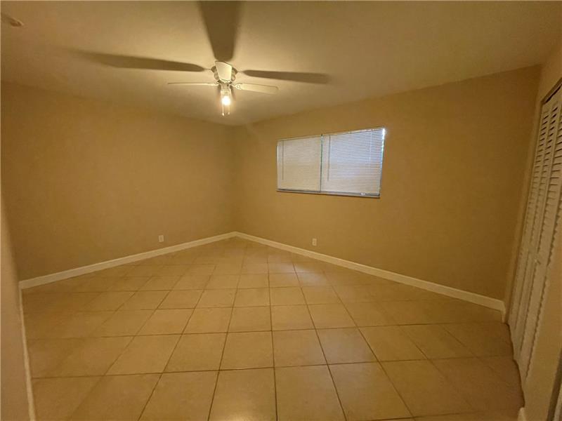 Image 12 of 28 For 550 2nd Ave  G5