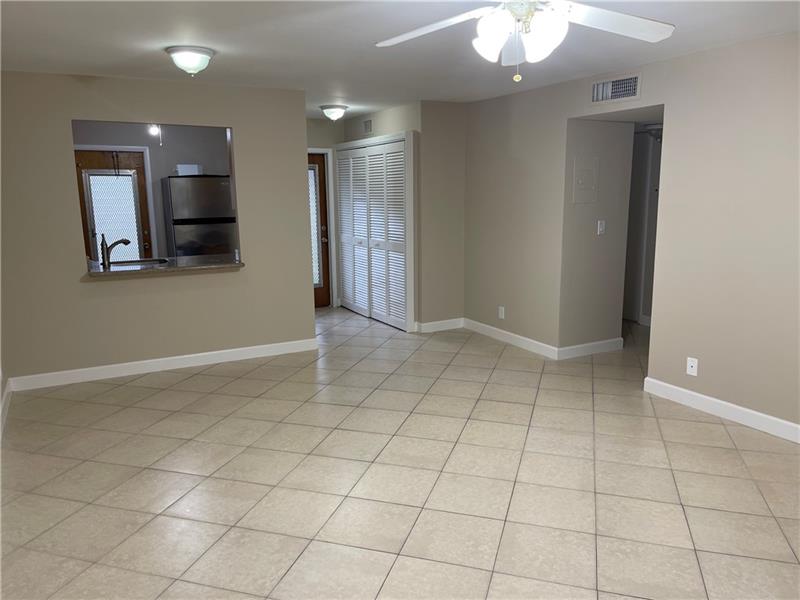 Image 17 of 28 For 550 2nd Ave  G5