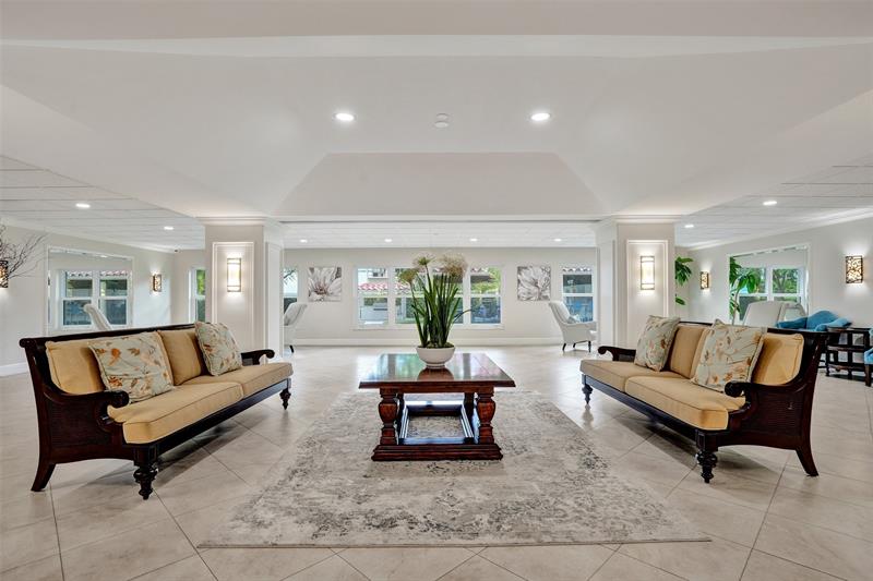 Image 21 of 28 For 3200 Port Royale Dr  809