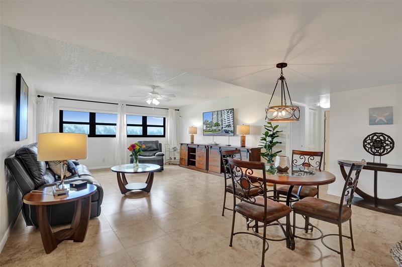 Image 6 of 28 For 3200 Port Royale Dr  809